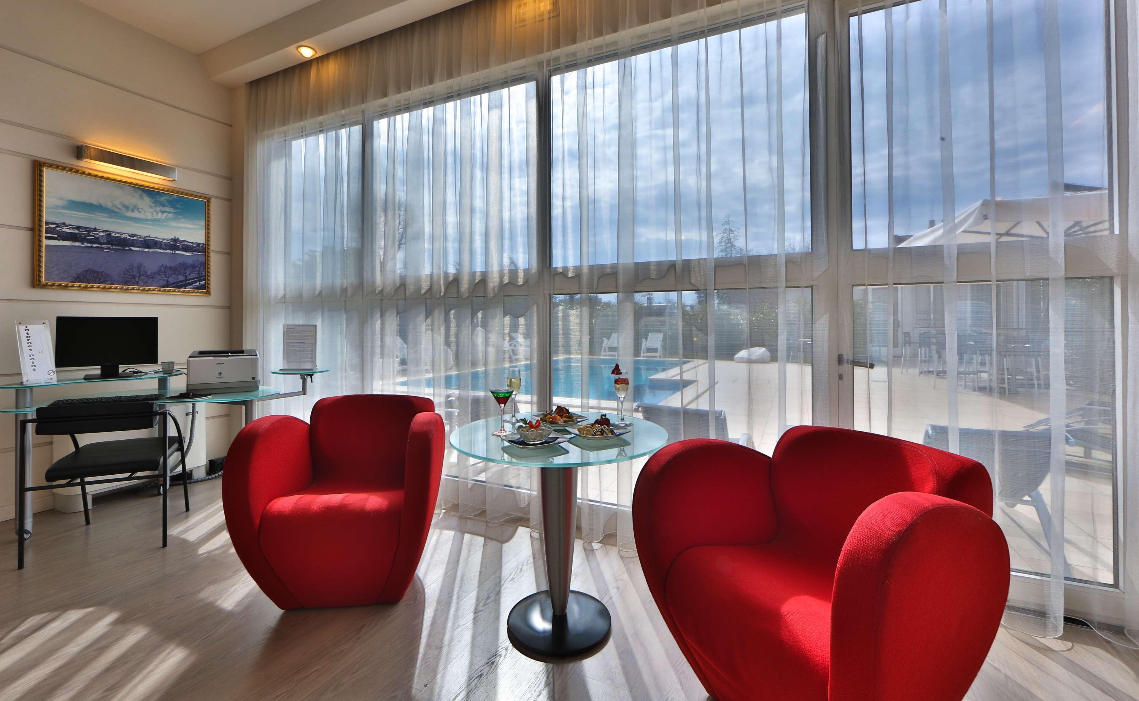 Best Western Plus Hotel Farnese 파르마 외부 사진