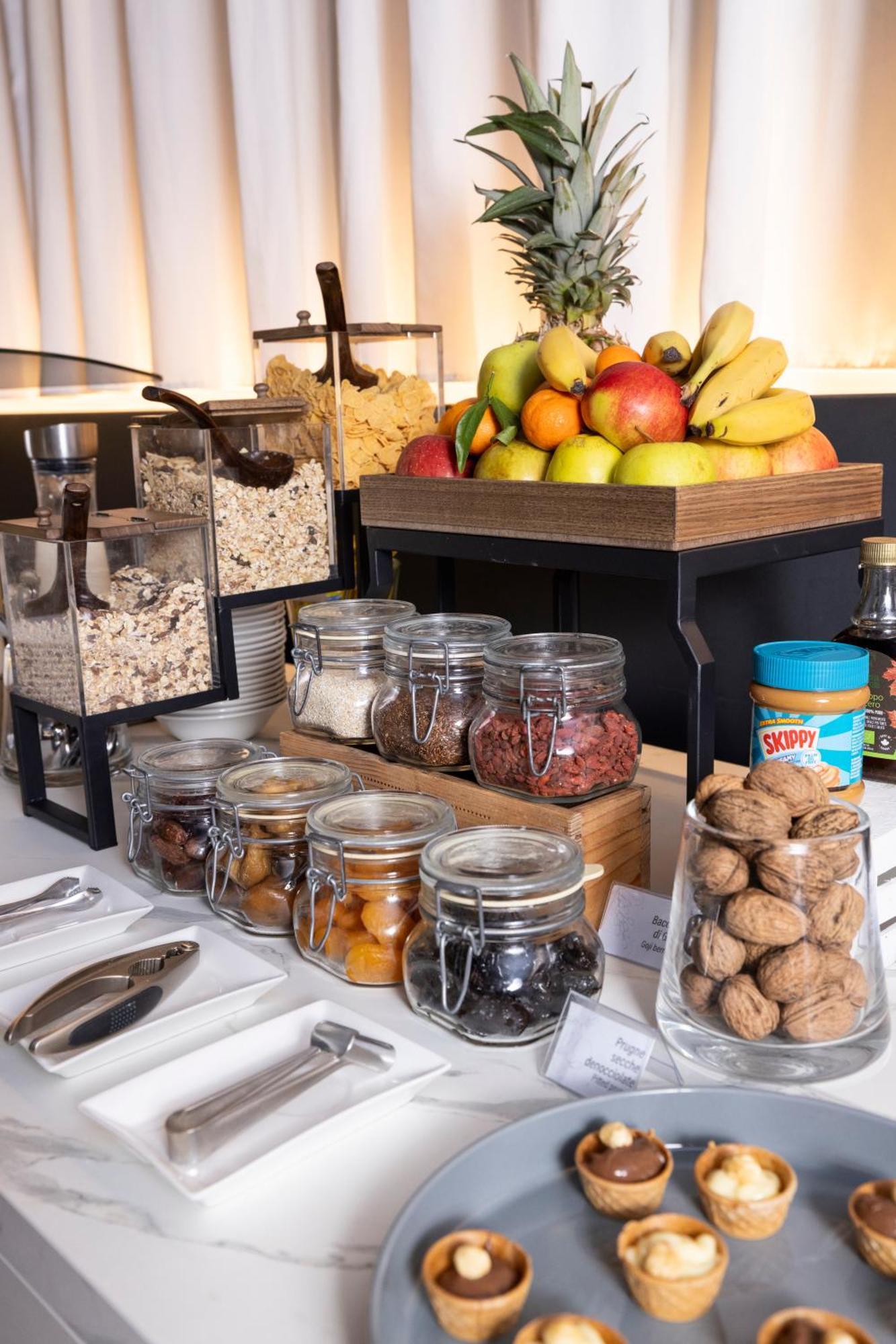 Best Western Plus Hotel Farnese 파르마 외부 사진