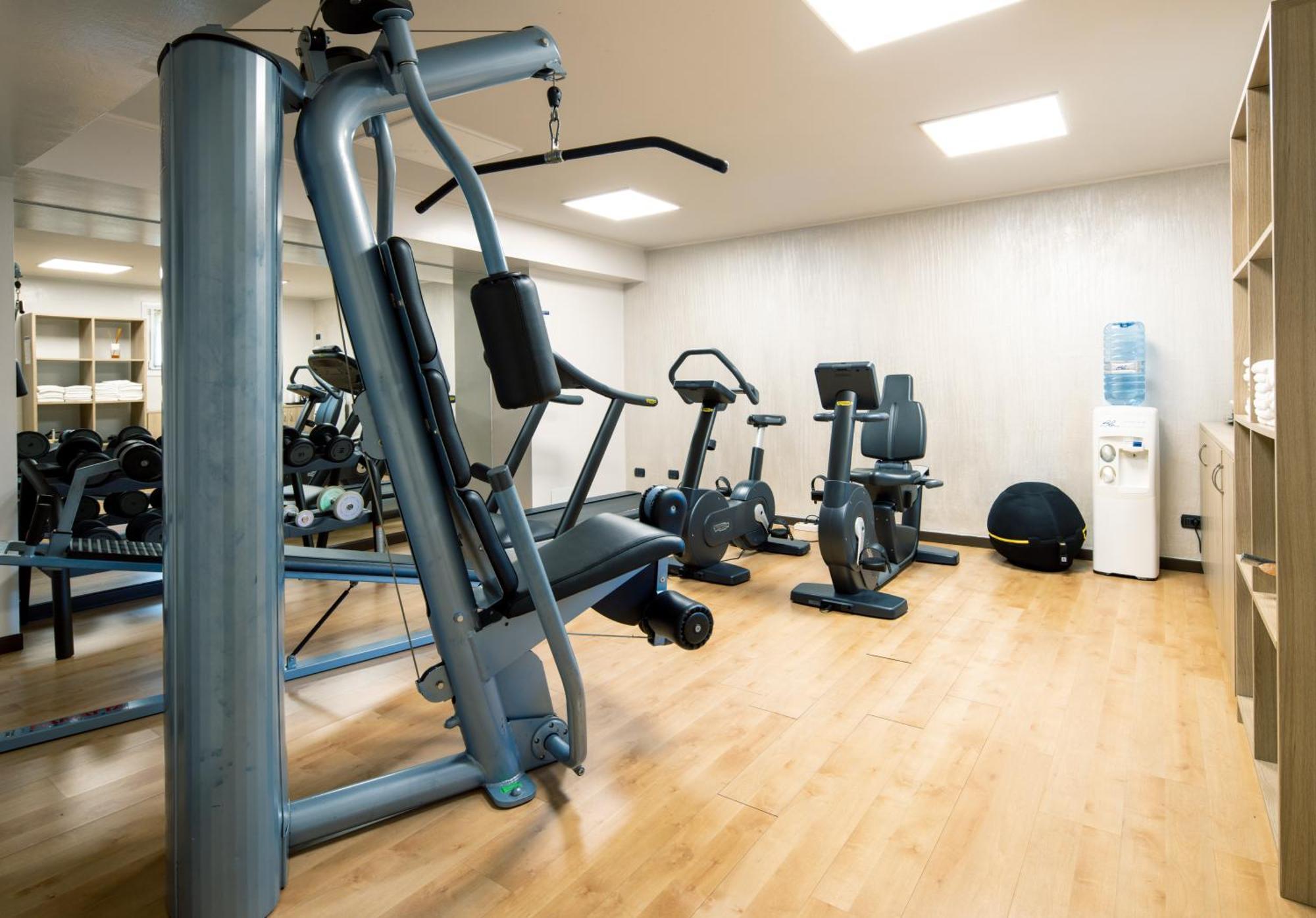 Best Western Plus Hotel Farnese 파르마 외부 사진