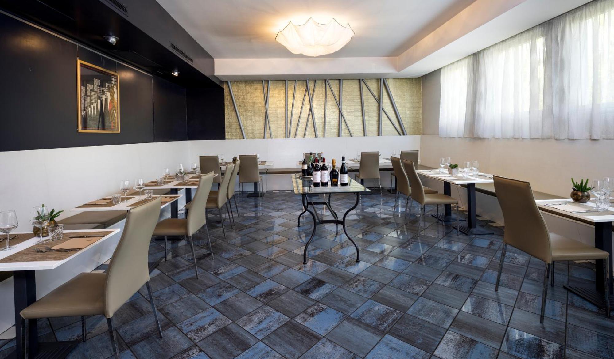 Best Western Plus Hotel Farnese 파르마 외부 사진