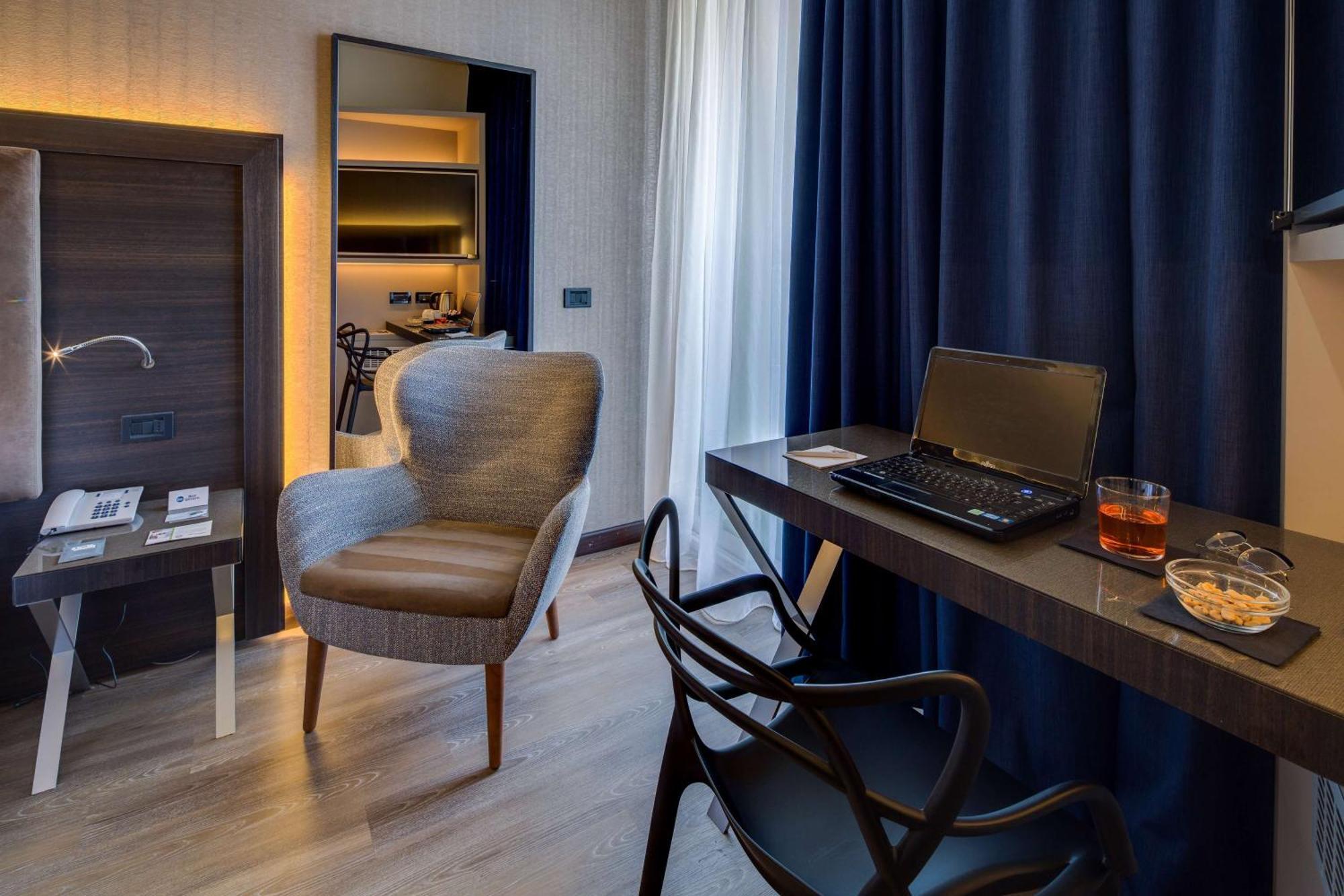 Best Western Plus Hotel Farnese 파르마 외부 사진