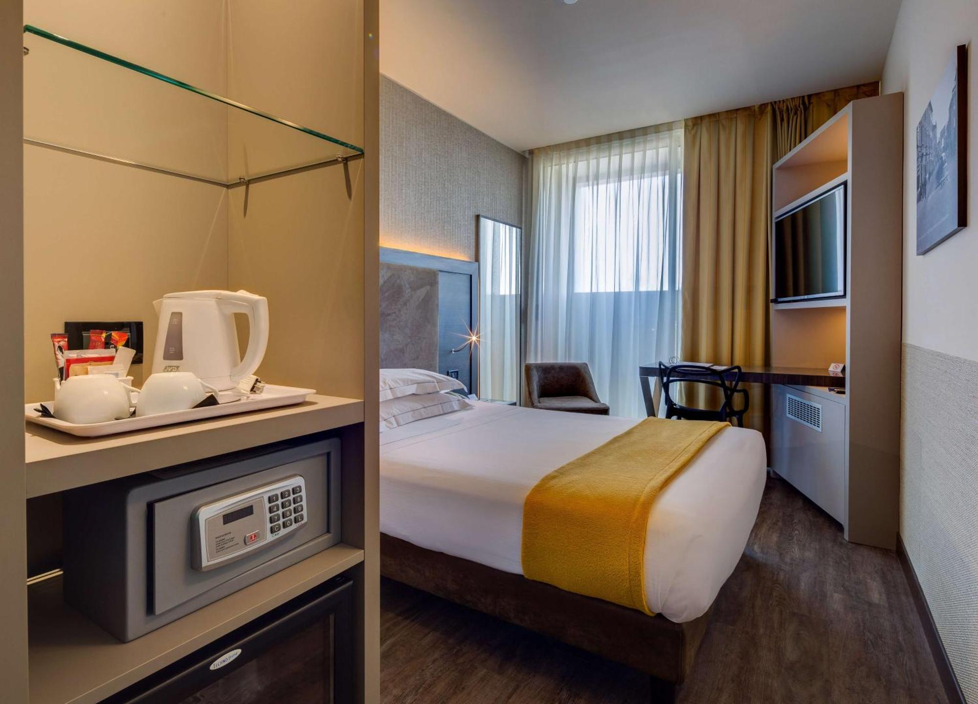 Best Western Plus Hotel Farnese 파르마 외부 사진
