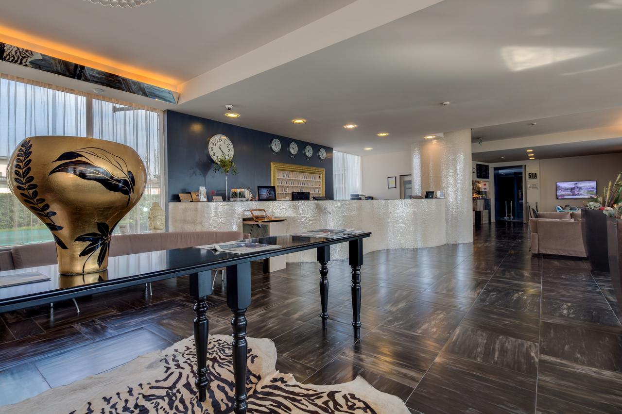 Best Western Plus Hotel Farnese 파르마 외부 사진
